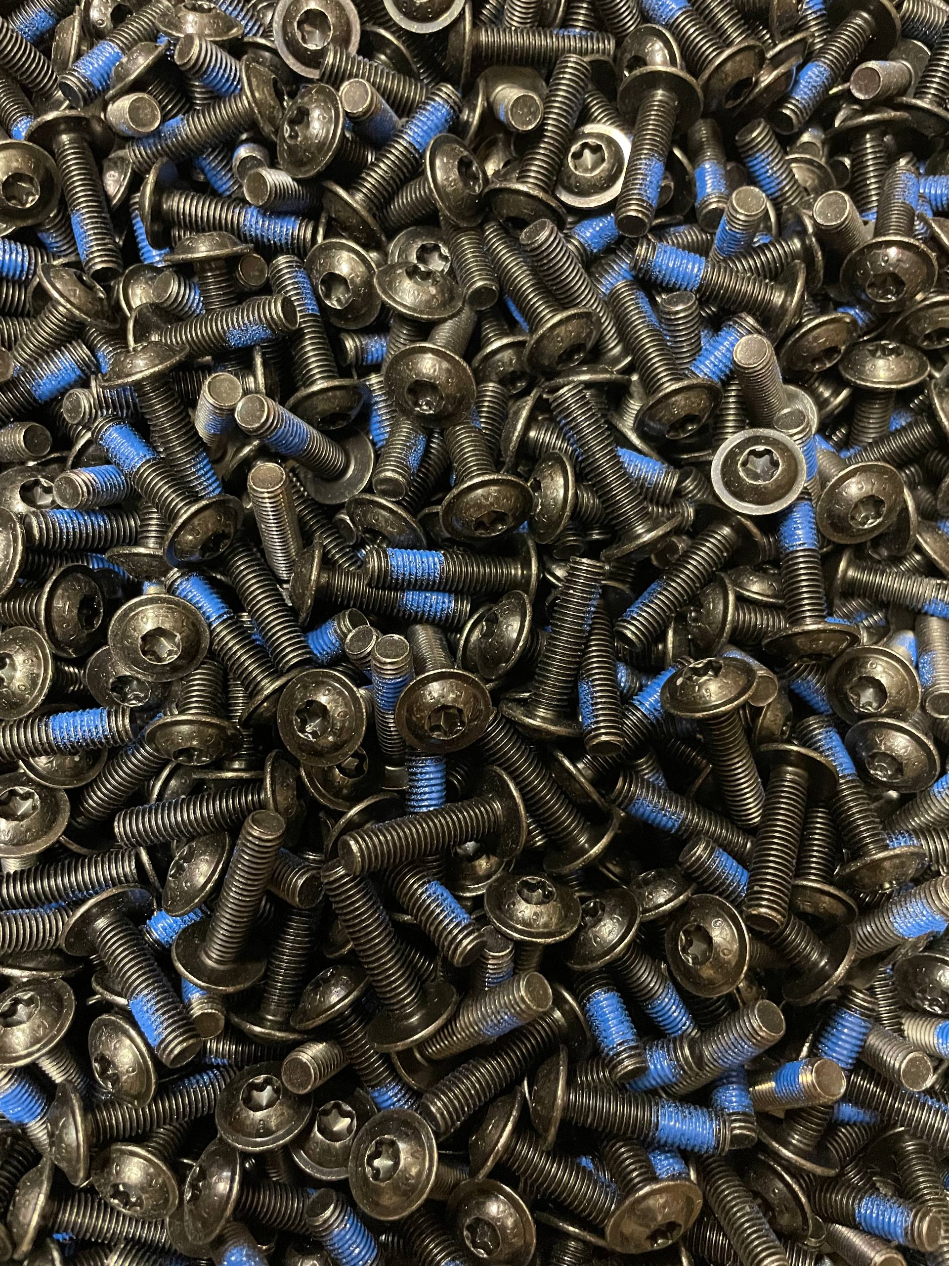 Elementy złączne Quadro